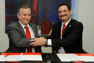 Firma acuerdo UPR Santander 2