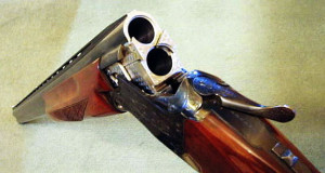 Durante el operativo se ocupó una escopeta marca Winchester. (Foto/Suministrada)