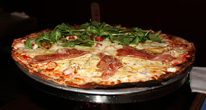 Deliciosa pizza de "Little Italy". (Foto/Janery Astacio Marrero)